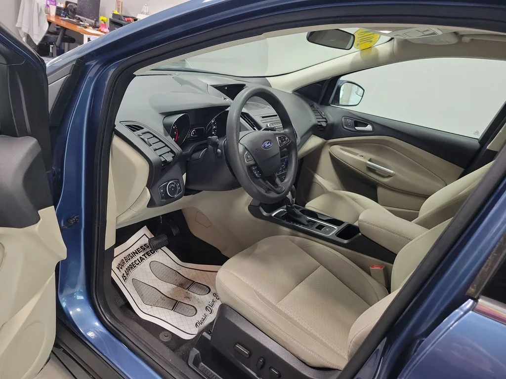 Certified Used 2018 Blue Ford SE image 25
