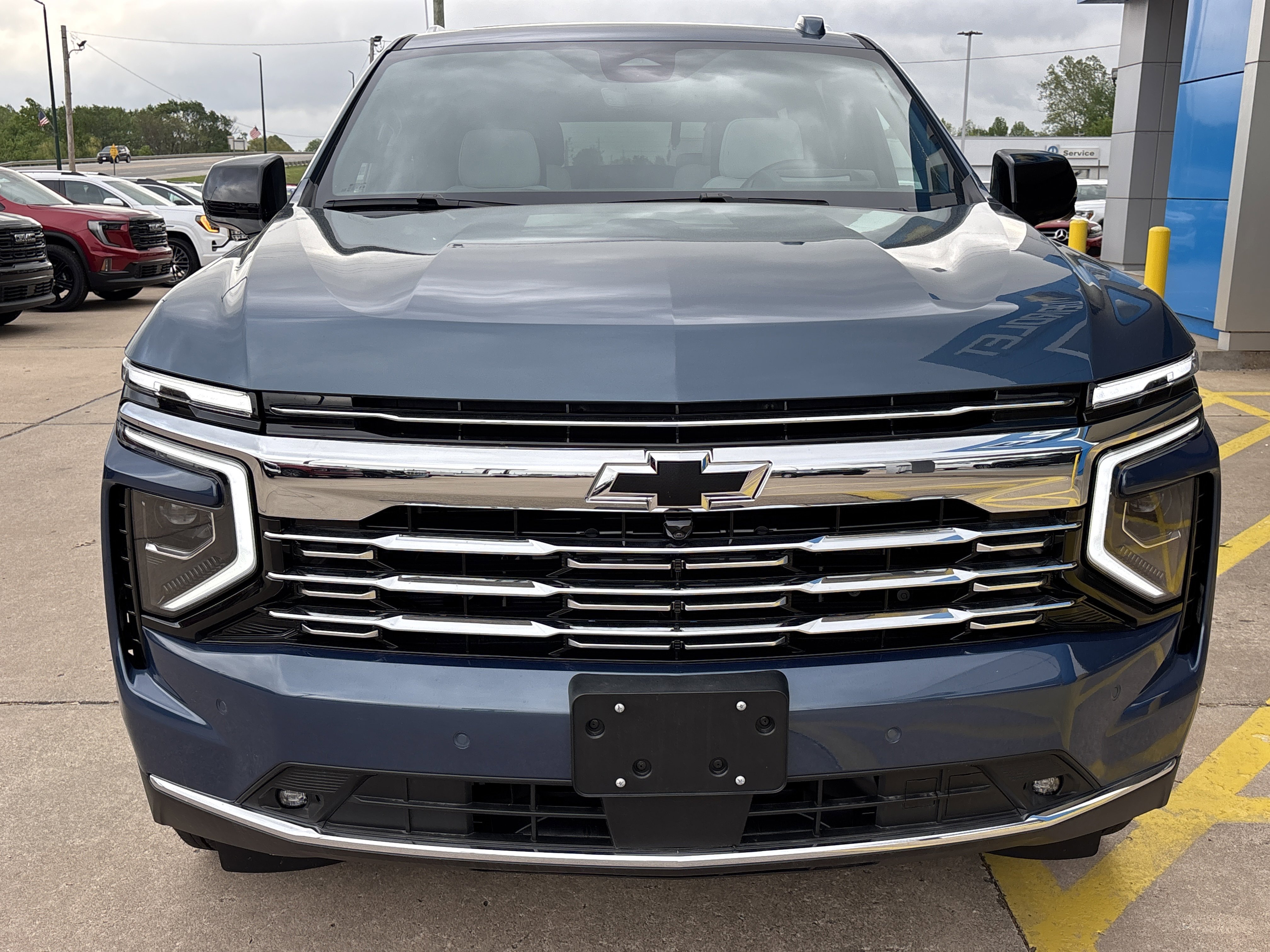 2025 Chevrolet Tahoe Premier - Photo 13