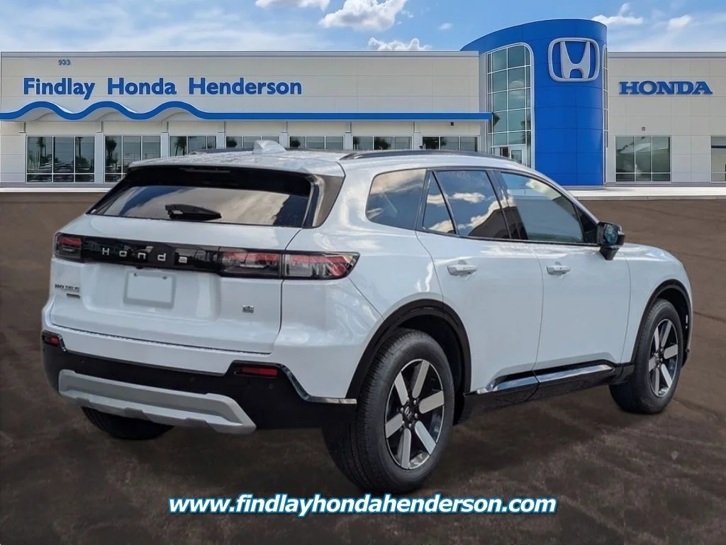 New 2026 Frostline White Pearl Honda Touring image 4