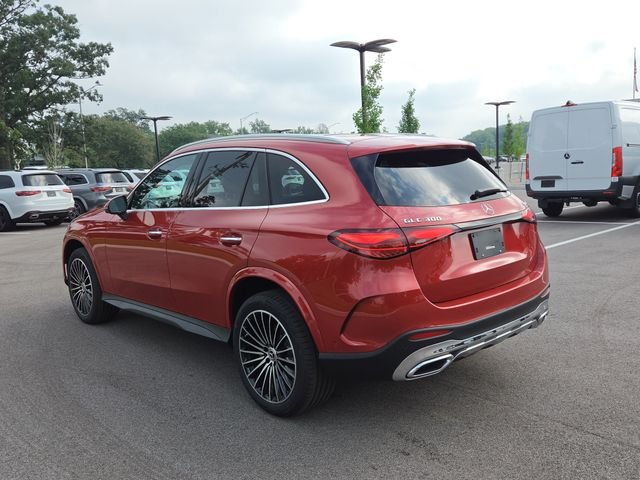 New 2027 MANUFAKTUR Patagonia Red Metallic Mercedes-Benz GLC300 image 5
