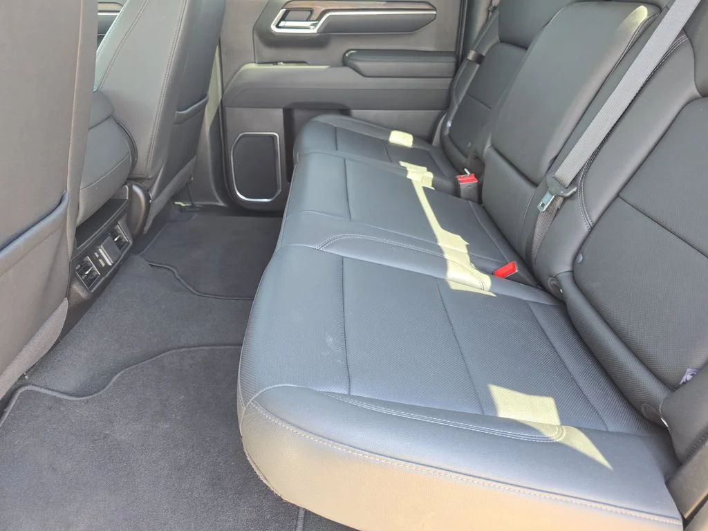 2025 GMC Sierra 1500 SLT - Photo 51