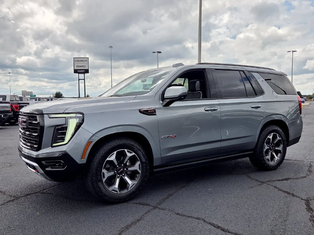 Used 2025 Sterling Metallic GMC AT4 Ultimate image 3
