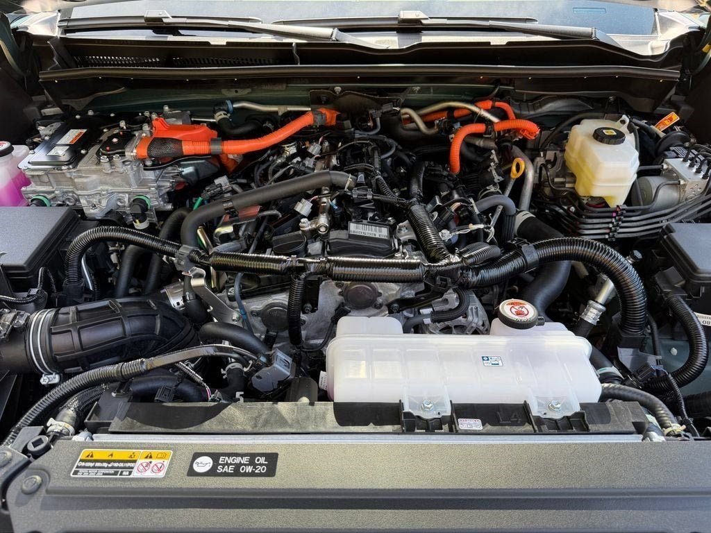 Used 2025 Everest Toyota Hybrid Trailhunter image 10