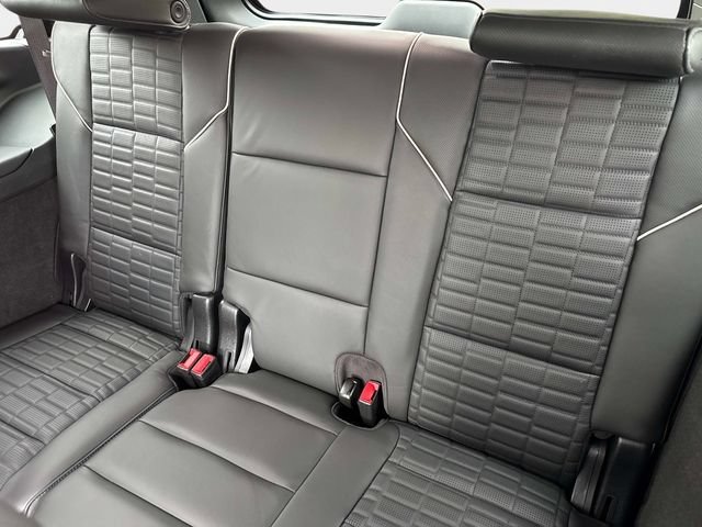 Certified Used 2024 Crystal White Tricoat Cadillac Sport Platinum image 13