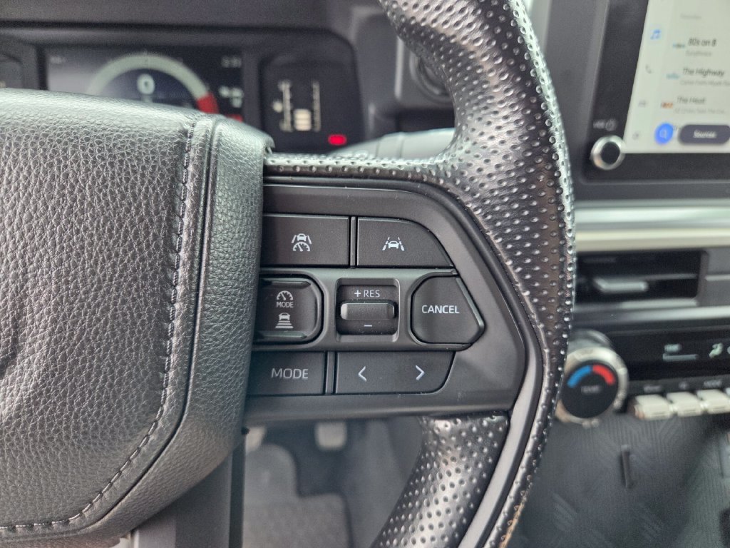 2025 Toyota Tacoma SR5 - Photo 31