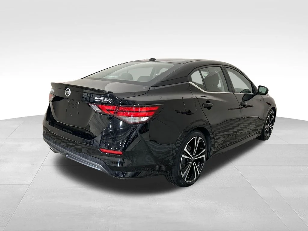 Used 2021 Black Nissan SR image 5