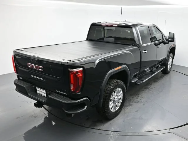 Used 2023 Onyx Black GMC Denali image 38