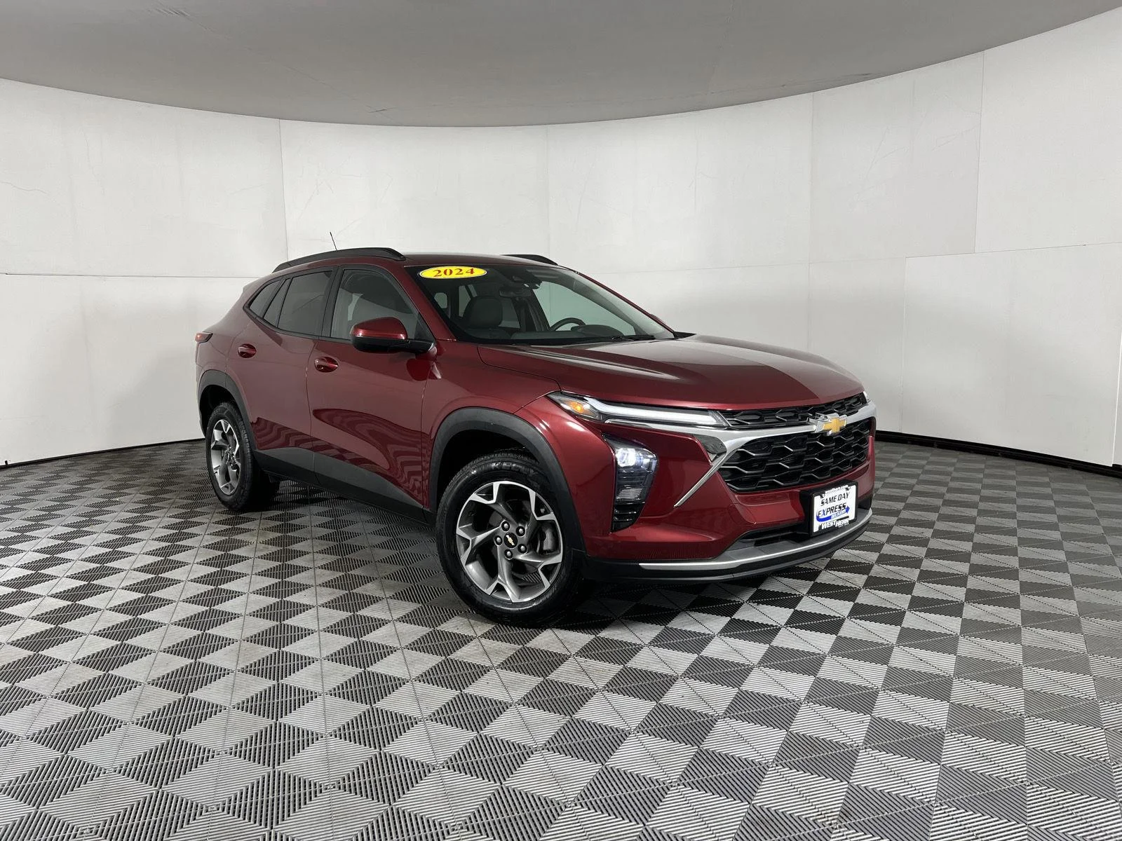Used 2024 Crimson Metallic Chevrolet LT image 38