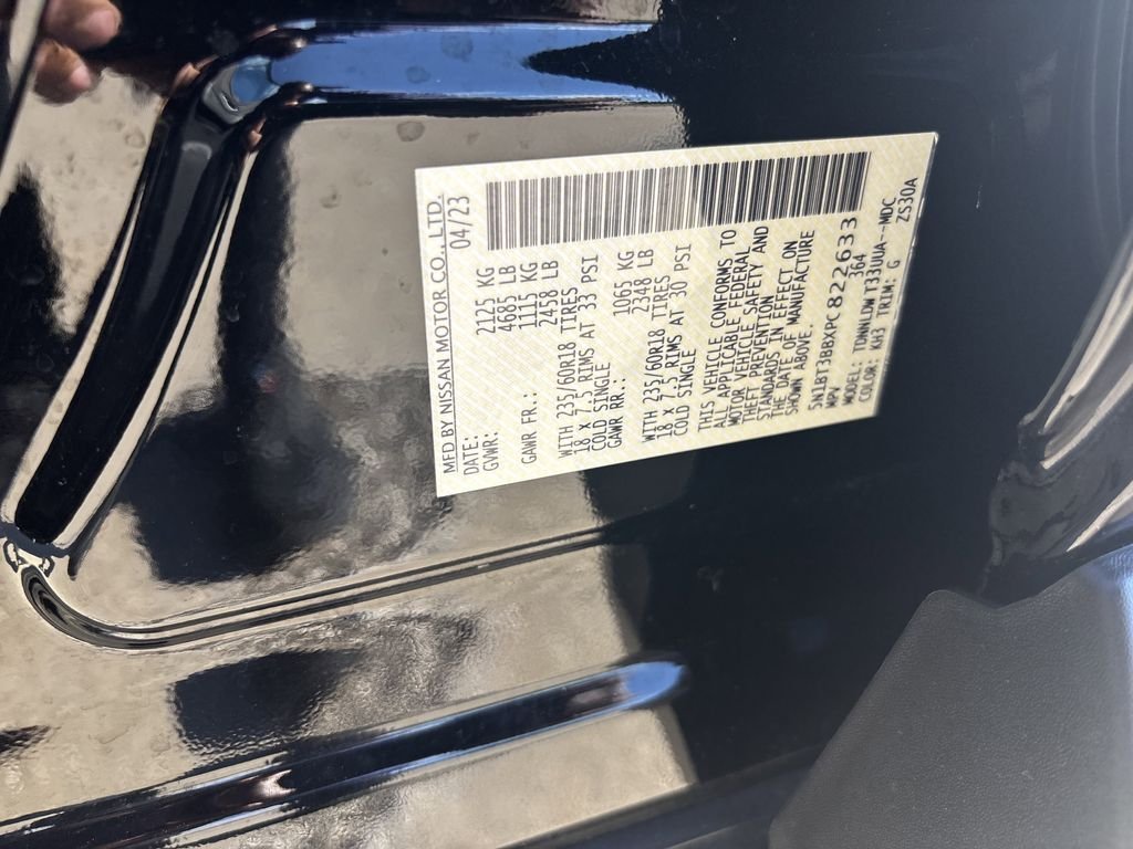 Used 2023 Super Black Nissan SV image 31