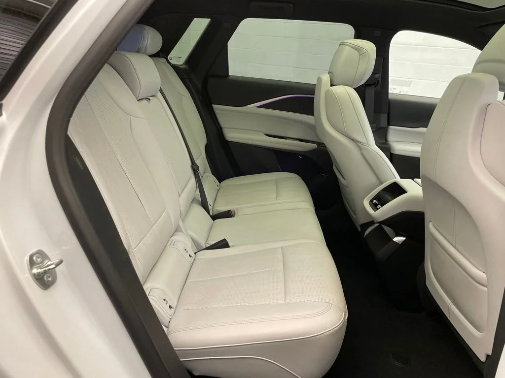 Used 2024 White Cadillac Luxury image 26