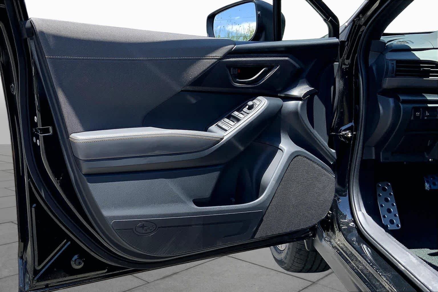 New 2026 CRYSTAL BLACK SILICA Subaru Sport Hybrid image 10