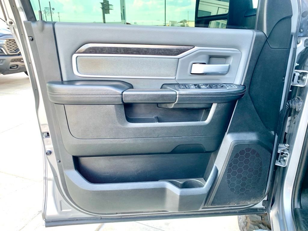 Used 2023 Silver Ram Big Horn image 13