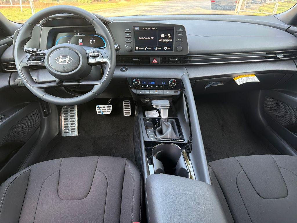New 2026 Gray Hyundai SEL Sport Premium image 22