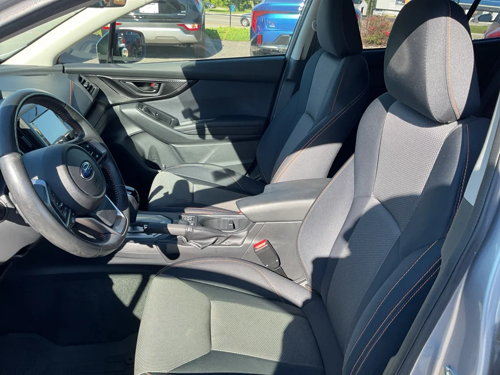 Used 2021 Ice Silver Metallic Subaru Premium image 21
