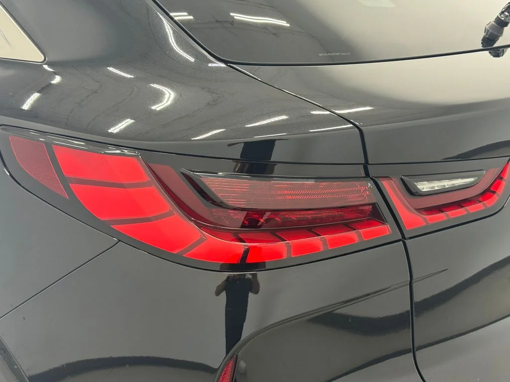 Certified Used 2022 Black INFINITI LUXE image 12