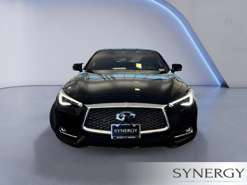 Used 2022 Black Obsidian INFINITI LUXE image 2