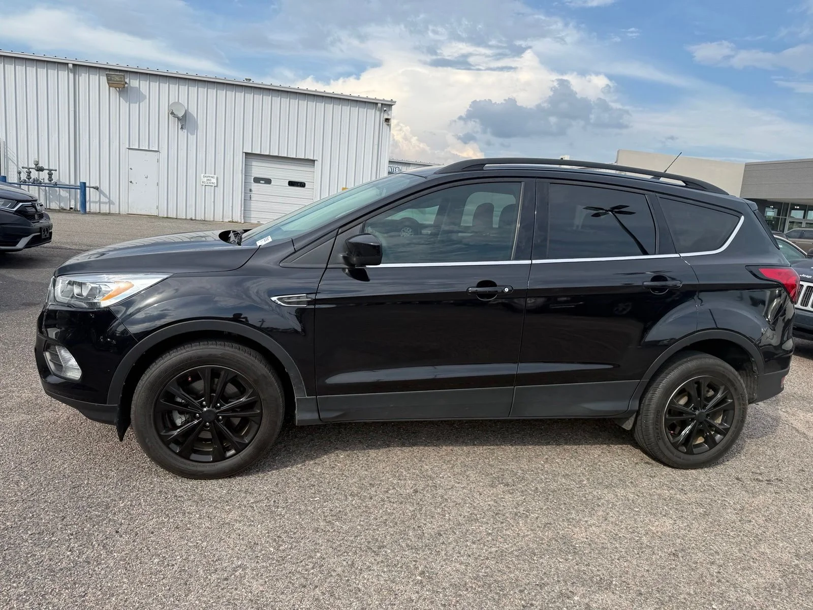 Used 2019 Black Ford SEL image 3
