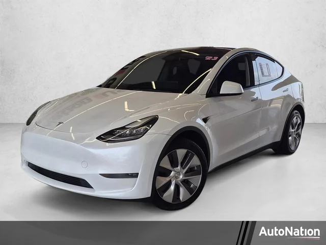 2023 Tesla Model Y Long Range