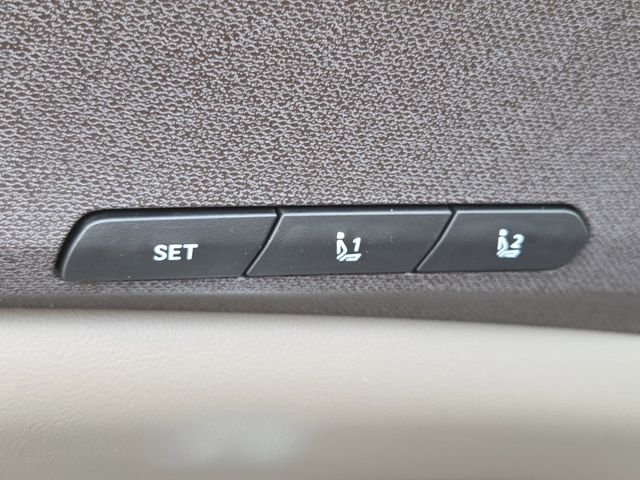 New 2026 White Kia EX image 11