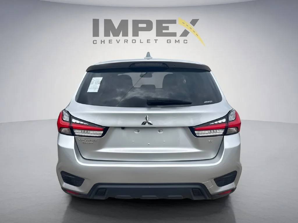 Used 2024 Gray Mitsubishi S image 4