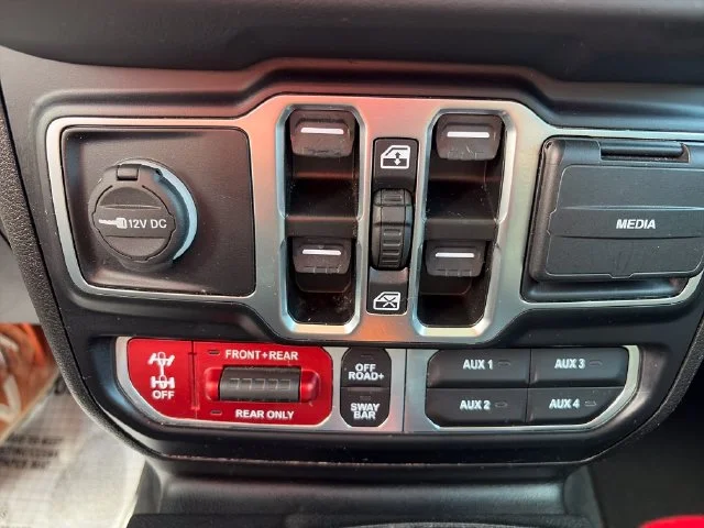 Used 2024 Black Jeep Rubicon image 16