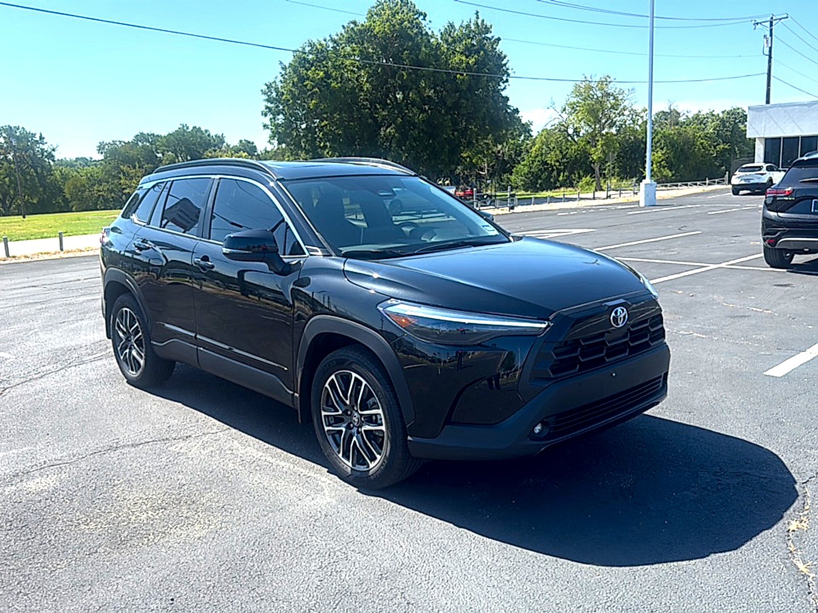 Used 2026 Jet Black Toyota XLE image 4