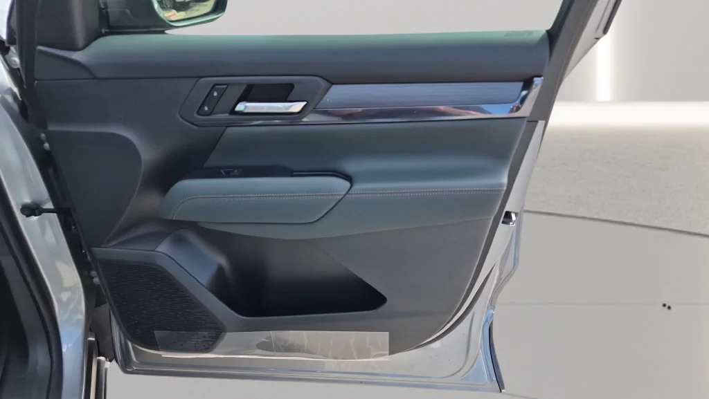 2027 GMC Terrain AT4 - Photo 28