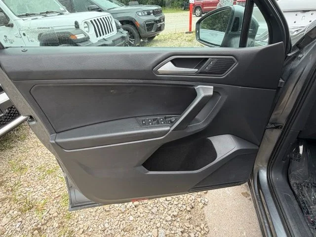 Used 2021 Gray Volkswagen  image 15