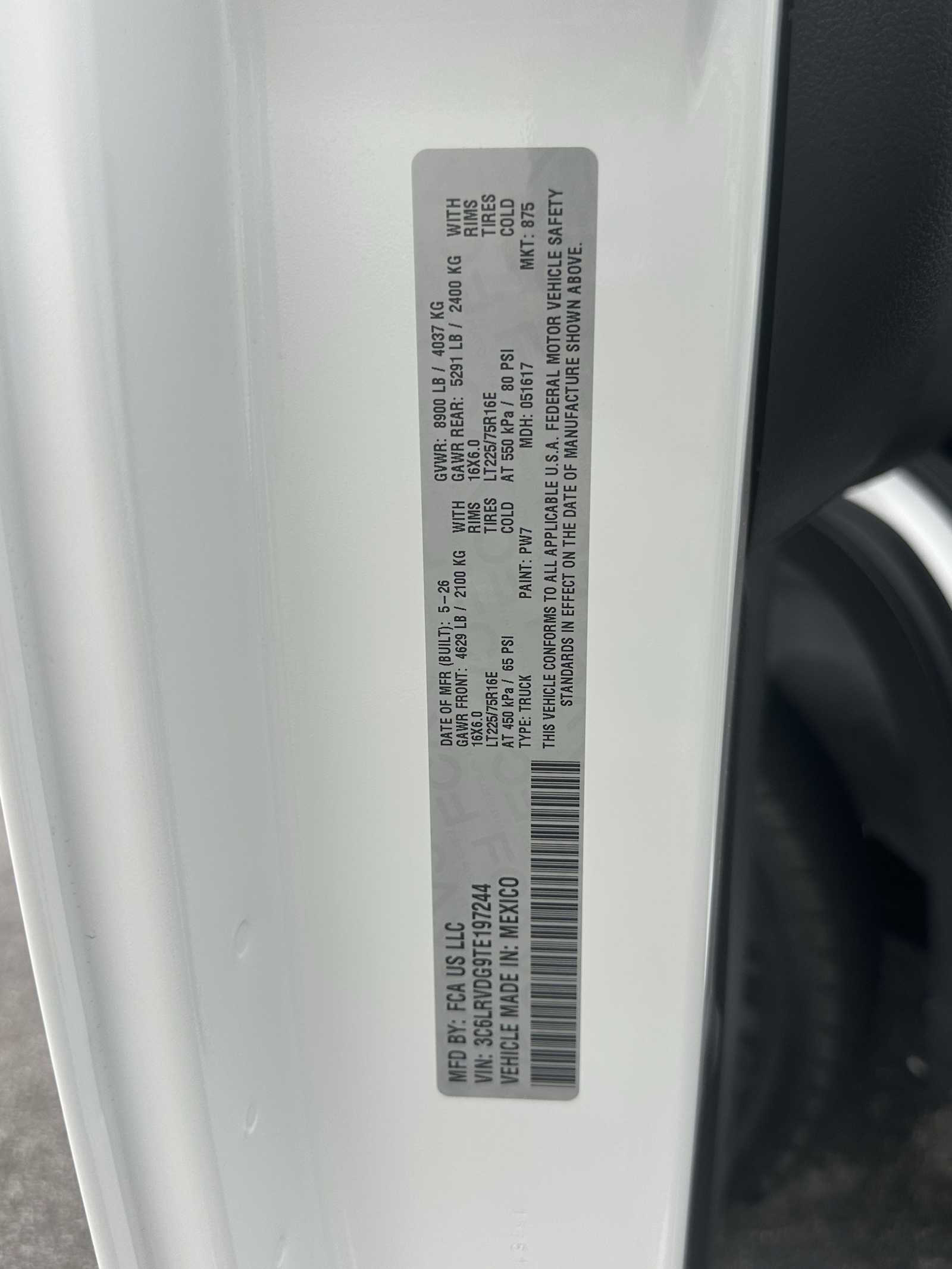 New 2026 Bright White Clear-Coat Exterior Paint RAM Tradesman image 29