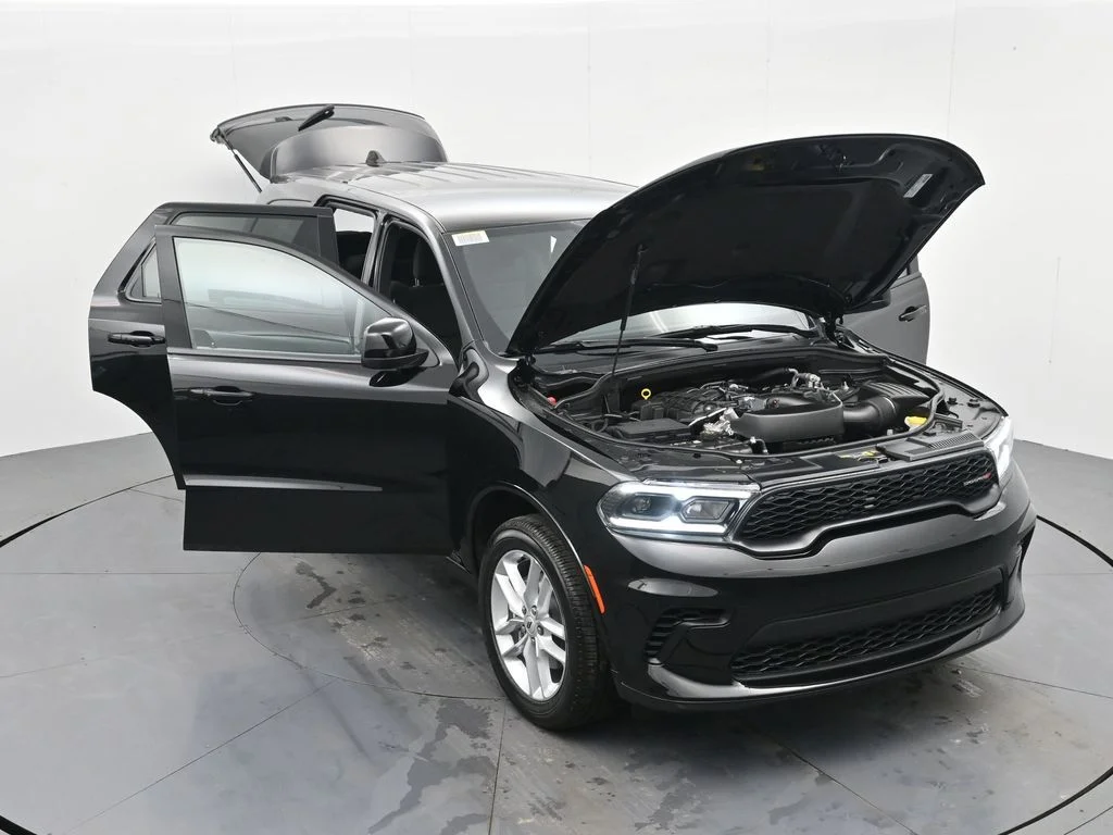 New 2026 Diamond Black Clear-Coat Exterior Paint Dodge GT image 44