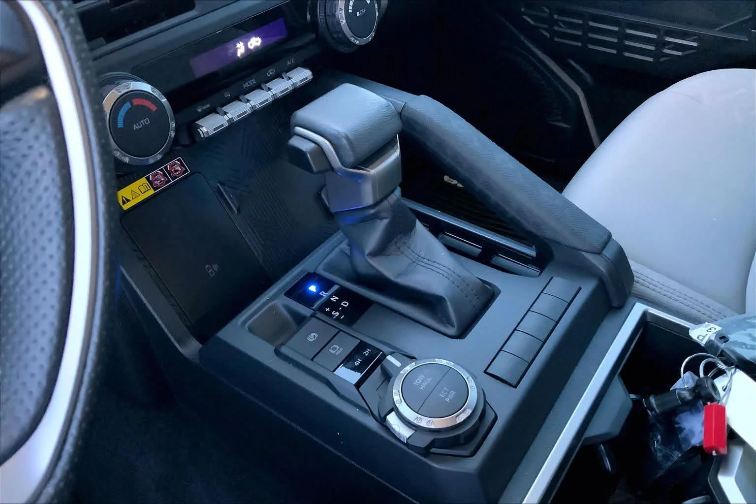 Used 2024 Underground Toyota SR5 image 14