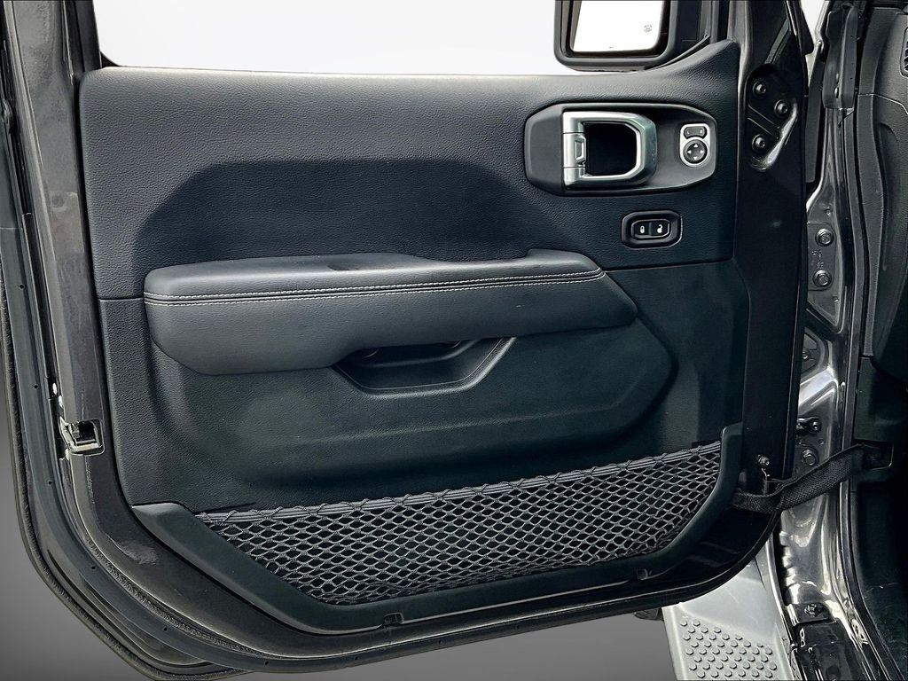 Used 2019 Gray Jeep Unlimited Sahara image 24