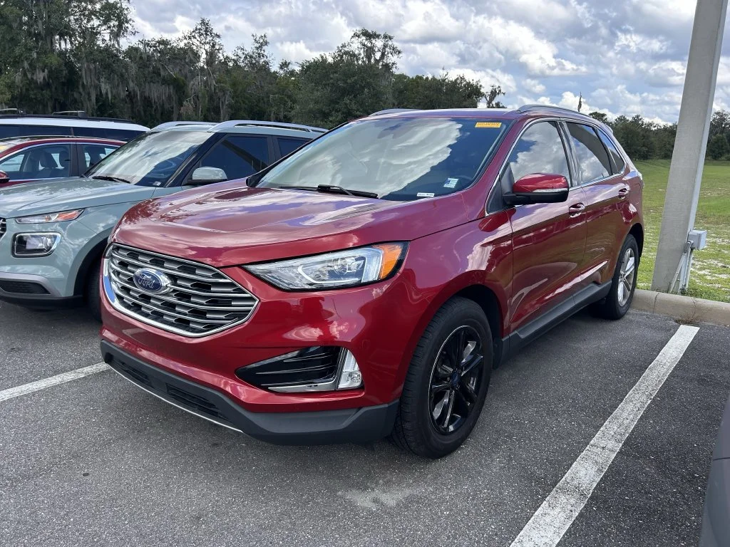 Used 2020 Red Ford SEL image 8