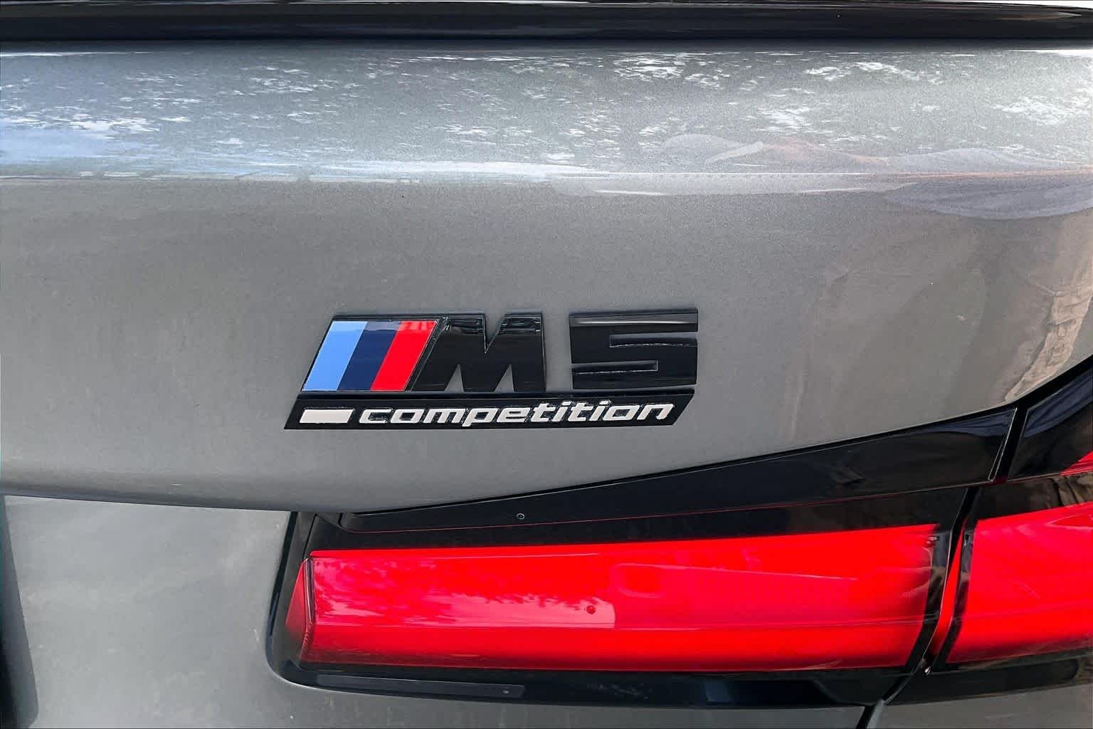Used 2023 Skyscraper Grey Metallic BMW  image 31