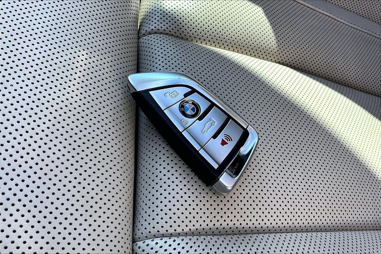 Used 2023 Frozen Pure Grey Metallic BMW xDrive image 36