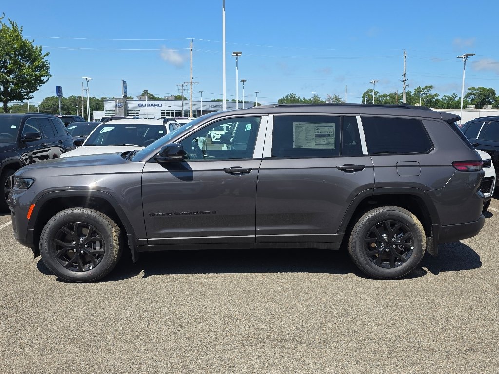 New 2026 Gray Jeep Altitude image 9