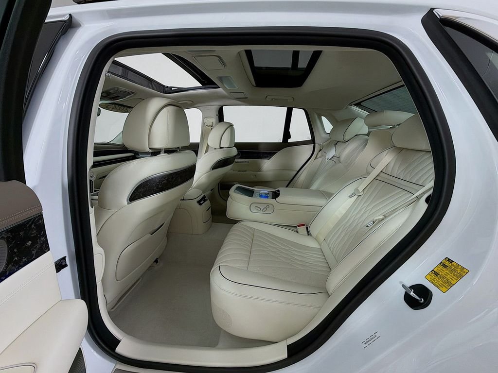 Used 2025 Uyuni White Genesis 3.5T E-SC MHEV image 26