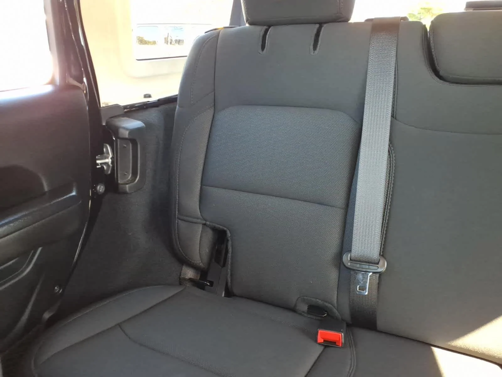 Certified Used 2022 Black Clearcoat Jeep Unlimited Sport S image 18