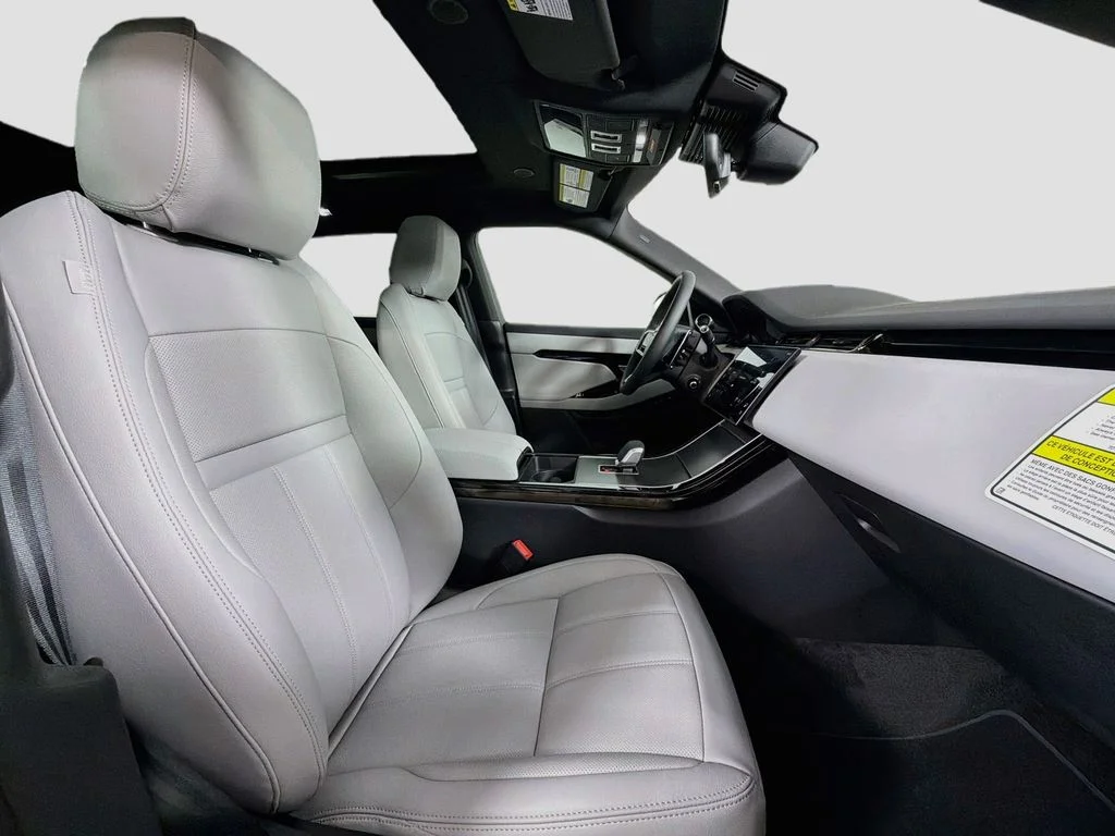 New 2026 Arroios Grey Land Rover S image 30