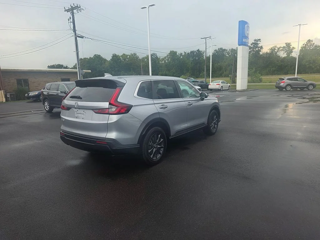 New 2026 Silver Honda EX-L image 3