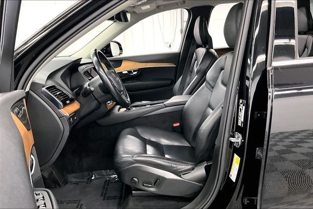 2021 Volvo XC90 Momentum - Photo 24