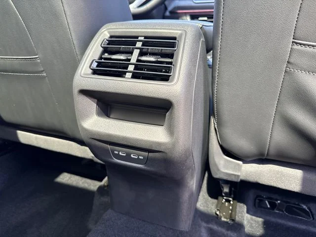 New 2026 Pure White Volkswagen 2.0T SE image 23