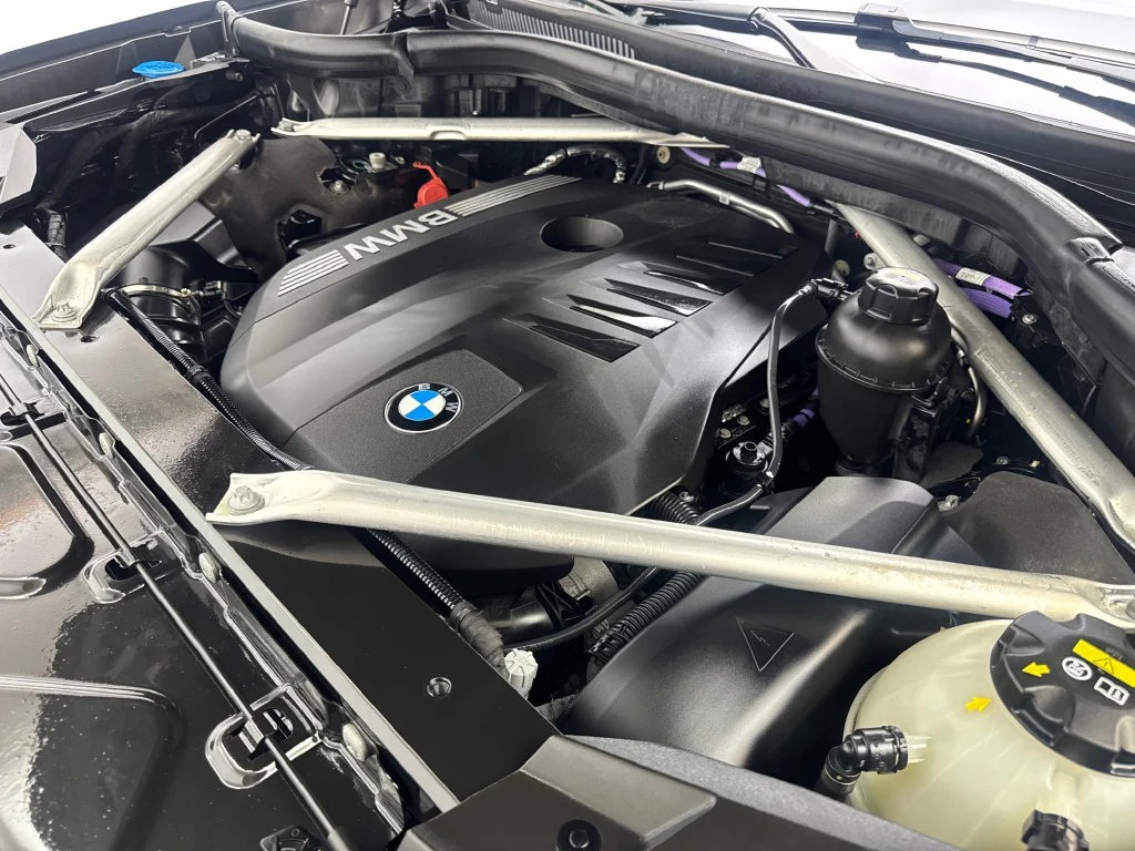 Used 2023 Black BMW xDrive40i image 81