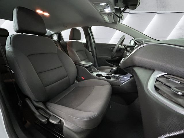 Used 2023 White Chevrolet LT image 14
