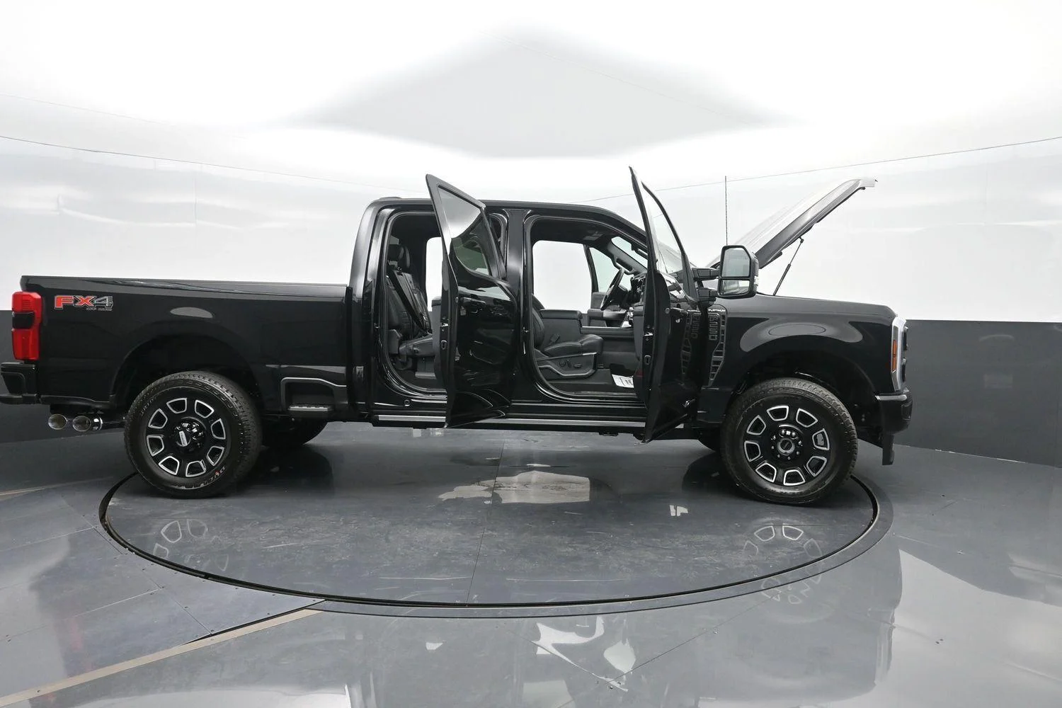 2026 Ford F-250 Super Duty Platinum - Photo 53