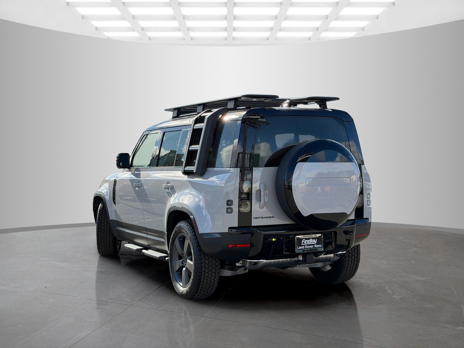 2026 Land Rover Defender S - Photo 7
