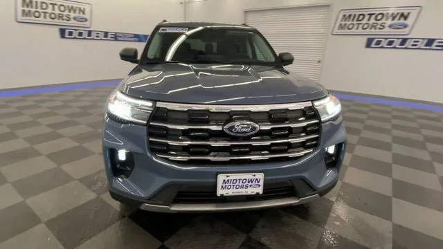 New 2026 Vapor Blue Metallic Ford Active image 3