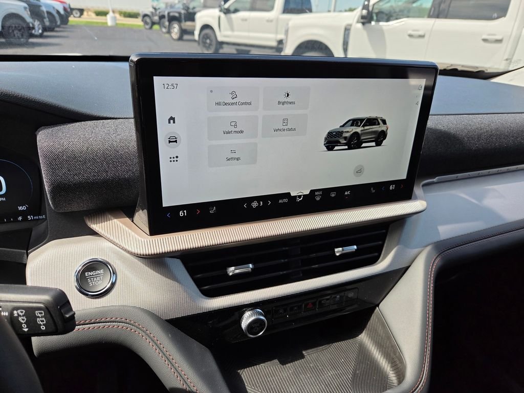 New 2026 Star White Metallic Tri-Coat Ford Active image 6