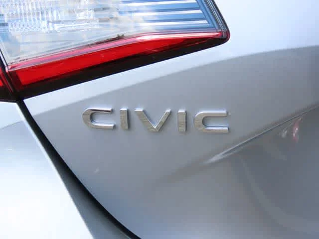 2024 Honda Civic Hatchback Sport - Photo 7