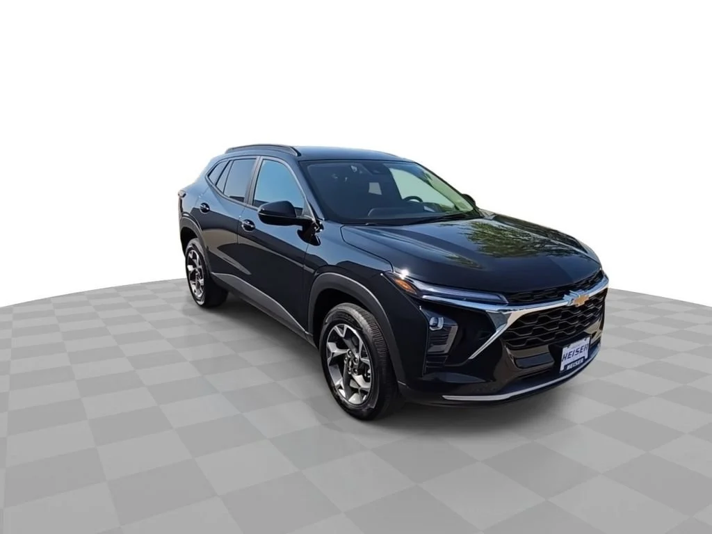 Certified Used 2026 Mosaic Black Metallic Chevrolet LT image 2